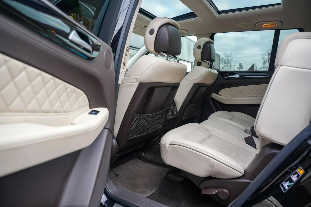 400 4MATIC Panoramadak Adapt. Cruise Designo 360Cam Trekhaak 7 Persoons