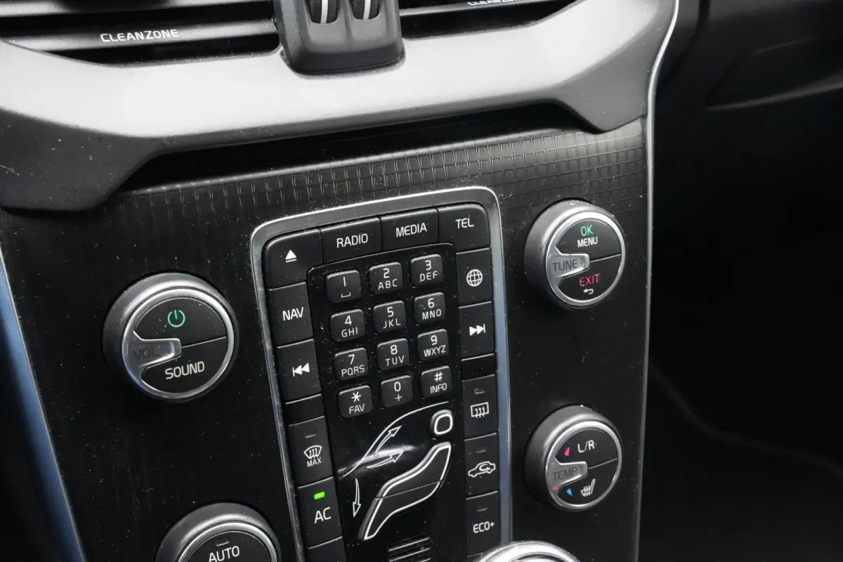 2.0 T4 Business Sport R Design Stoelverw. Leer/Alcantara Digitale Teller Cruise PDC