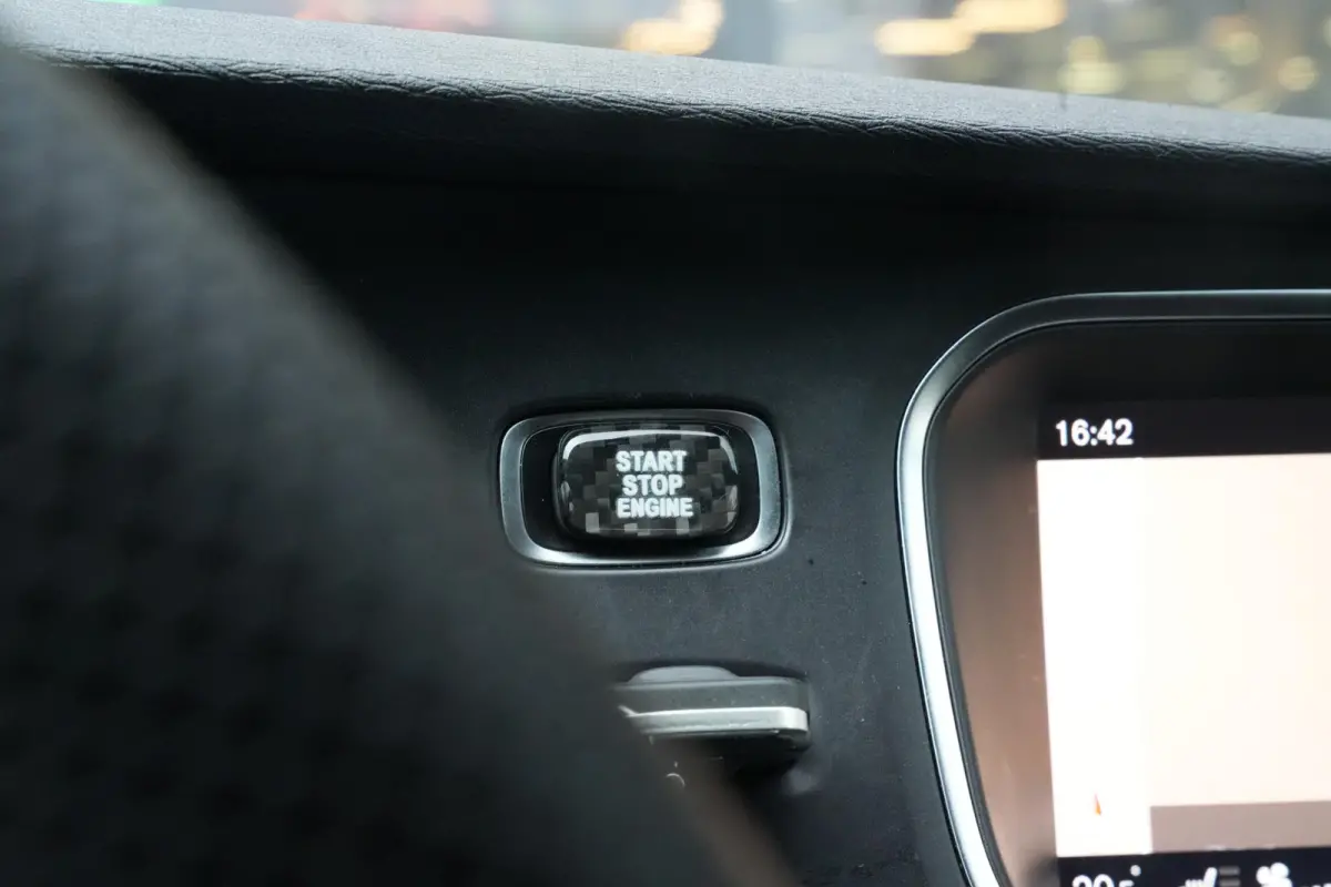 2.0 T4 Business Sport R Design Stoelverw. Leer/Alcantara Digitale Teller Cruise PDC