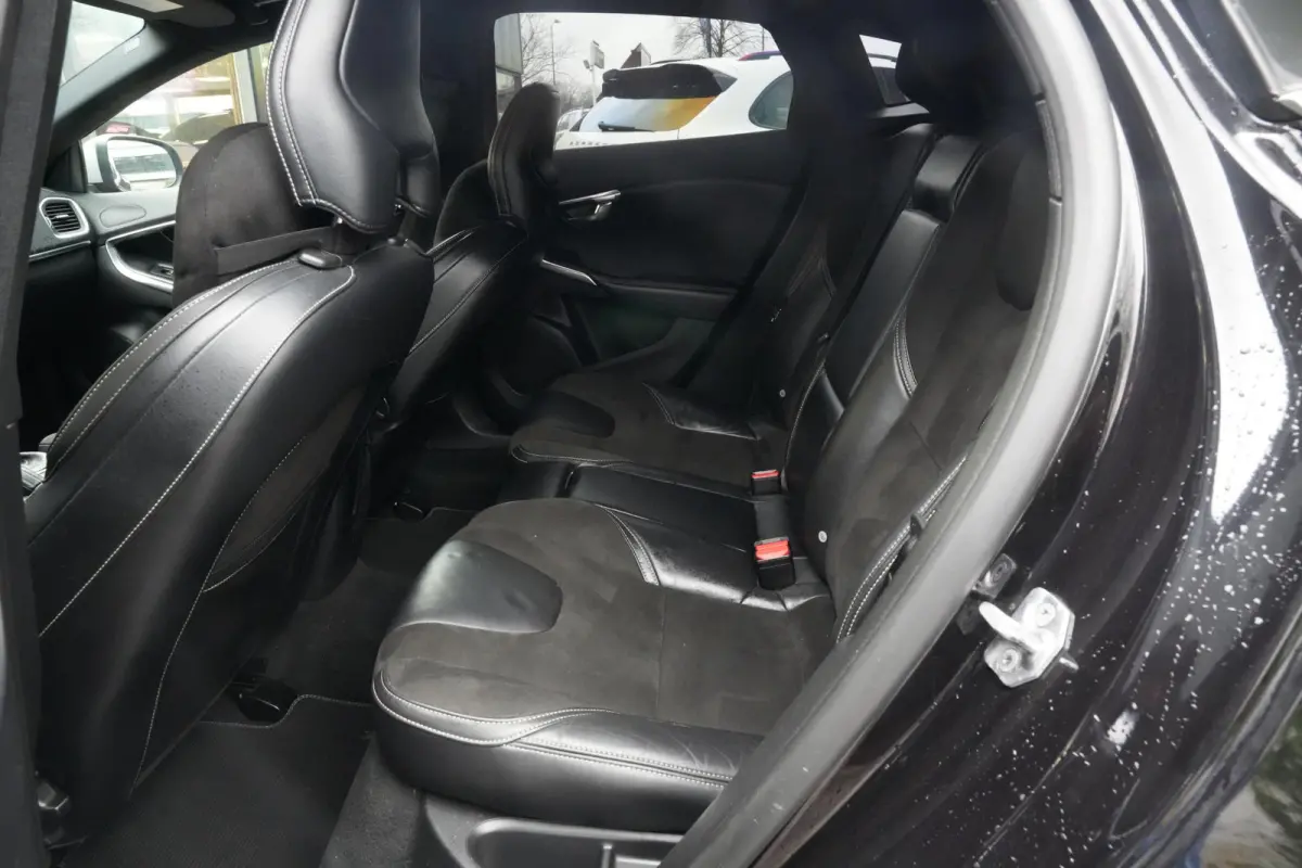 2.0 T4 Business Sport R Design Stoelverw. Leer/Alcantara Digitale Teller Cruise PDC