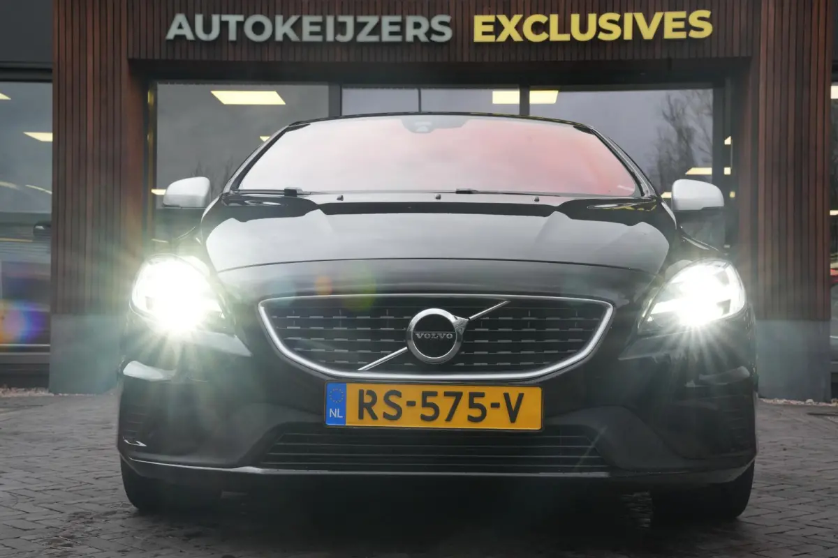 2.0 T4 Business Sport R Design Stoelverw. Leer/Alcantara Digitale Teller Cruise PDC