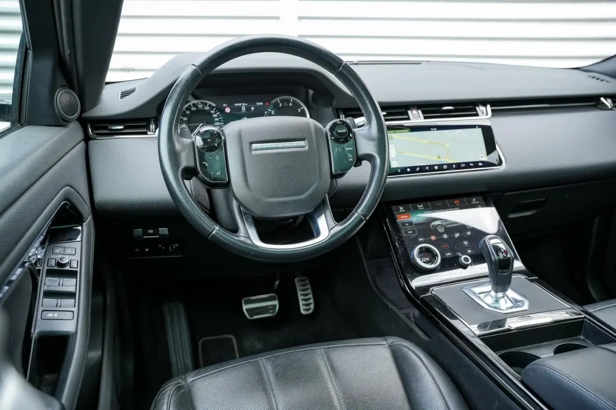 P300e R Dynamic Panodak Memory Leer Camera Keyless