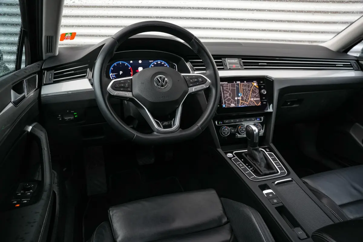 1.5 TSI Elegance Business R Leer Navi