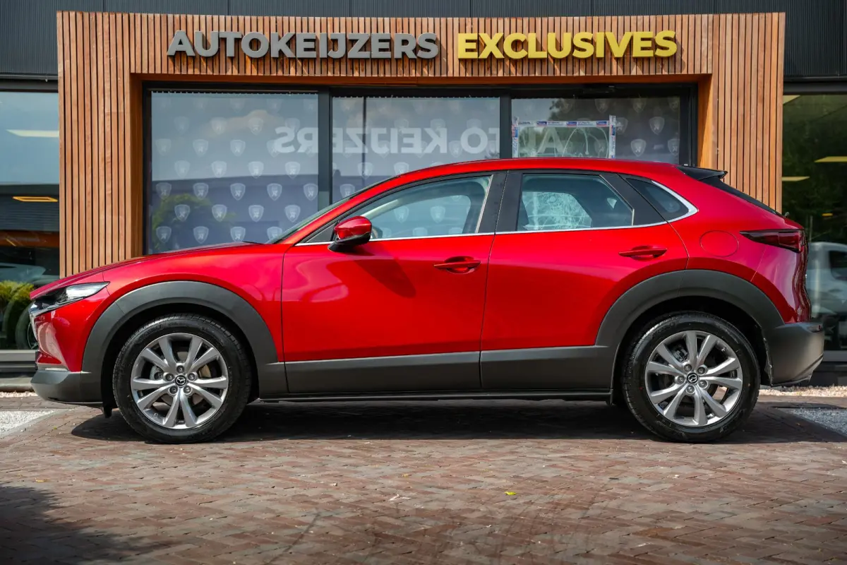 2.0 e-SkyActiv-X M Hybrid Comfort Leder Stuurwielbed. Airco Parkeersensoren Camera