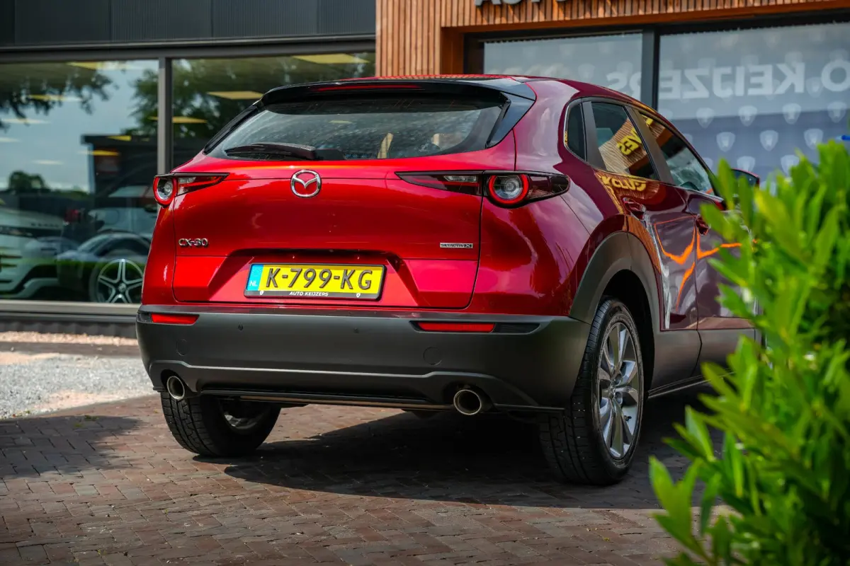 2.0 e-SkyActiv-X M Hybrid Comfort Leder Stuurwielbed. Airco Parkeersensoren Camera