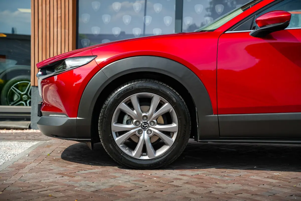 2.0 e-SkyActiv-X M Hybrid Comfort Leder Stuurwielbed. Airco Parkeersensoren Camera