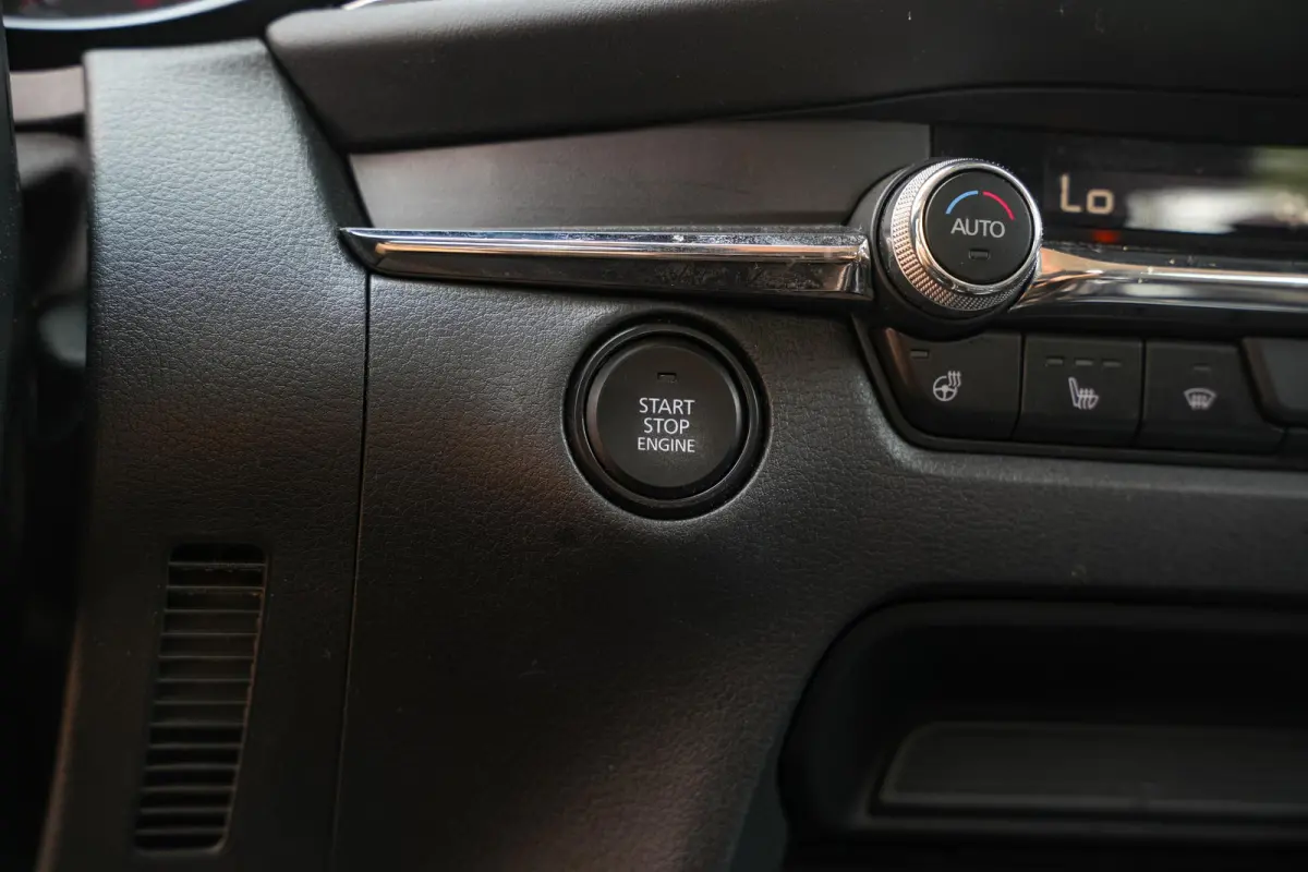 2.0 e-SkyActiv-X M Hybrid Comfort Leder Stuurwielbed. Airco Parkeersensoren Camera