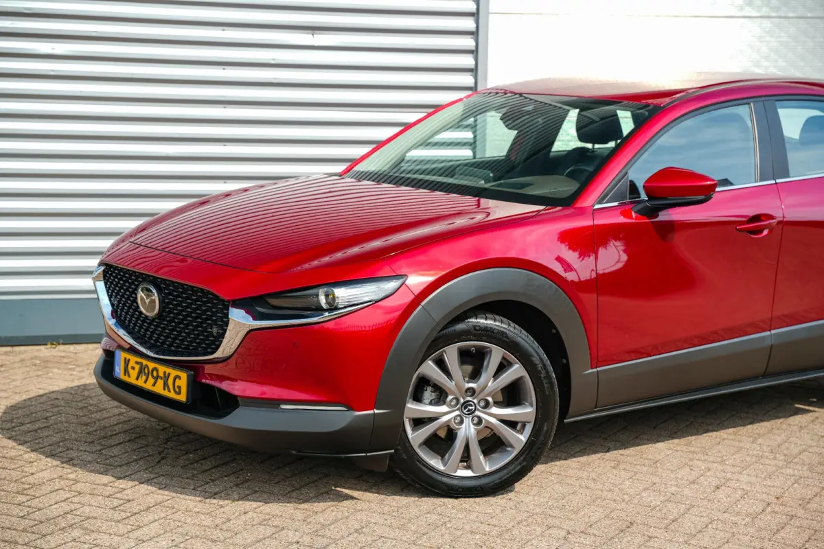 2.0 e-SkyActiv-X M Hybrid Comfort Leder Stuurwielbed. Airco Parkeersensoren Camera