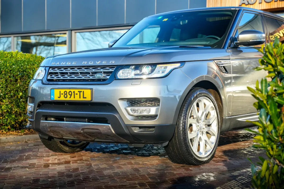 3.0 SDV6 HSE Dynamic