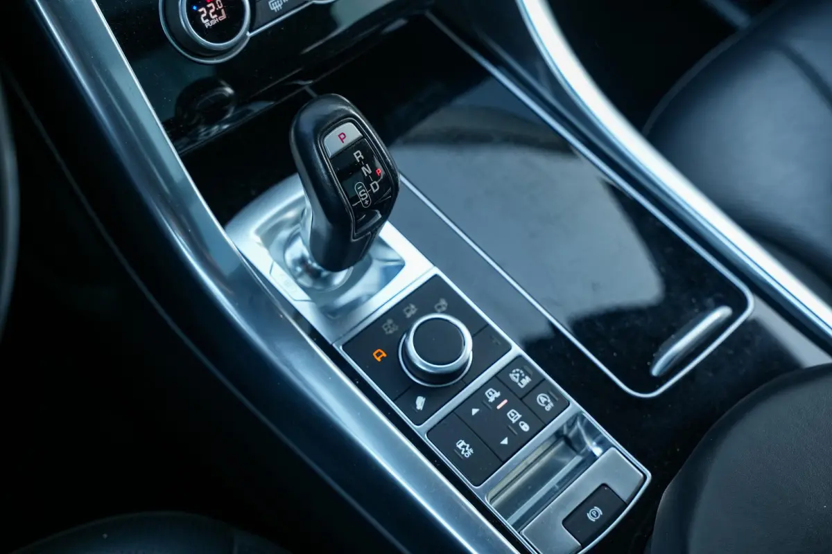 3.0 SDV6 HSE Dynamic
