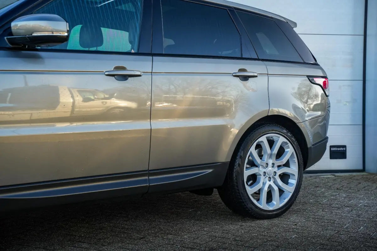 3.0 SDV6 HSE Dynamic