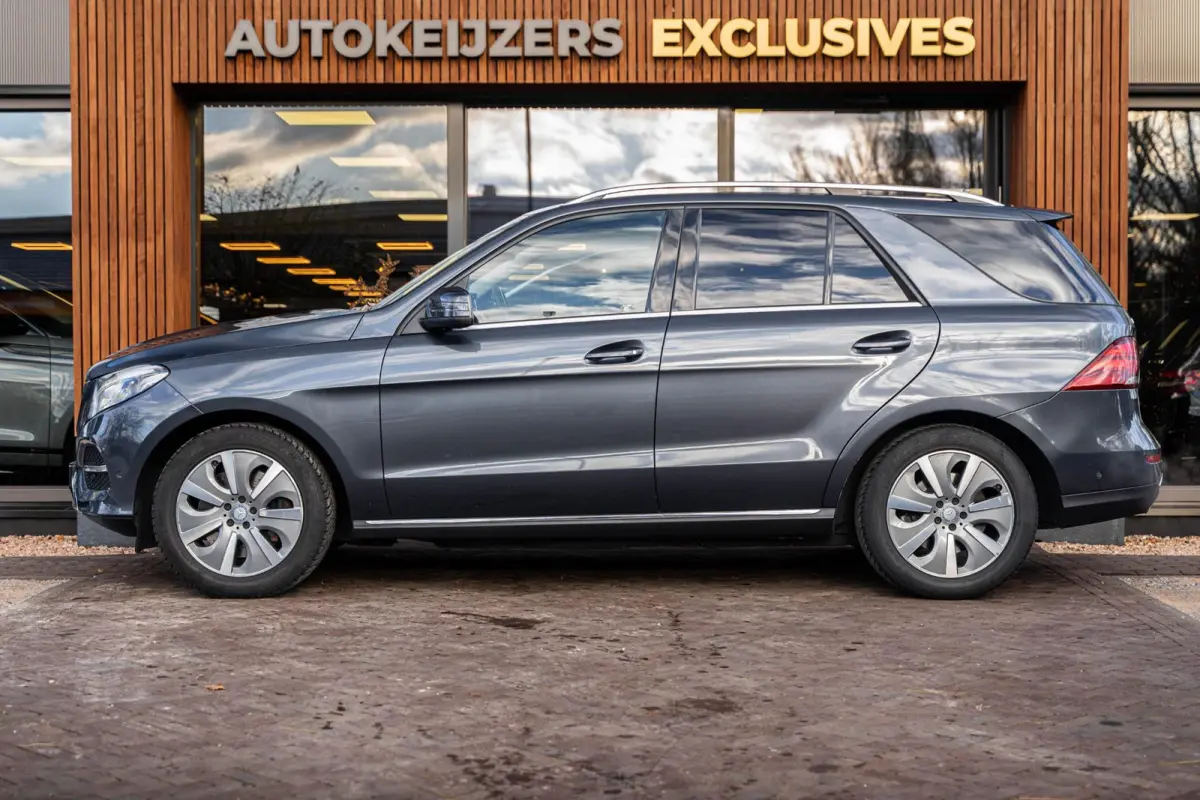 500 e 4MATIC krachtige V6 plug-in hybride 442PK Luchtvering