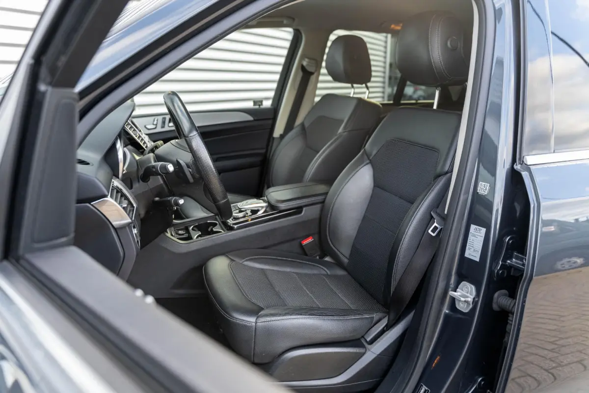 500 e 4MATIC krachtige V6 plug-in hybride 442PK Luchtvering