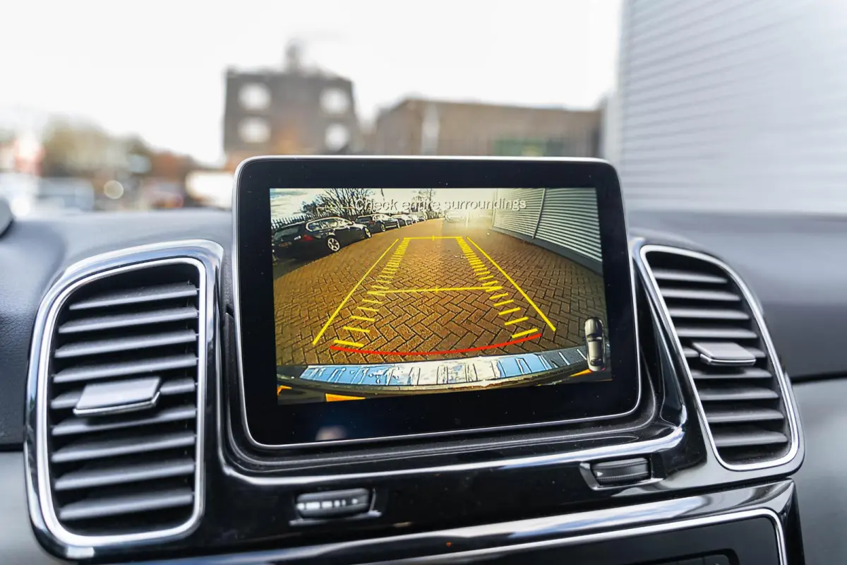 500 e 4MATIC krachtige V6 plug-in hybride 442PK Luchtvering