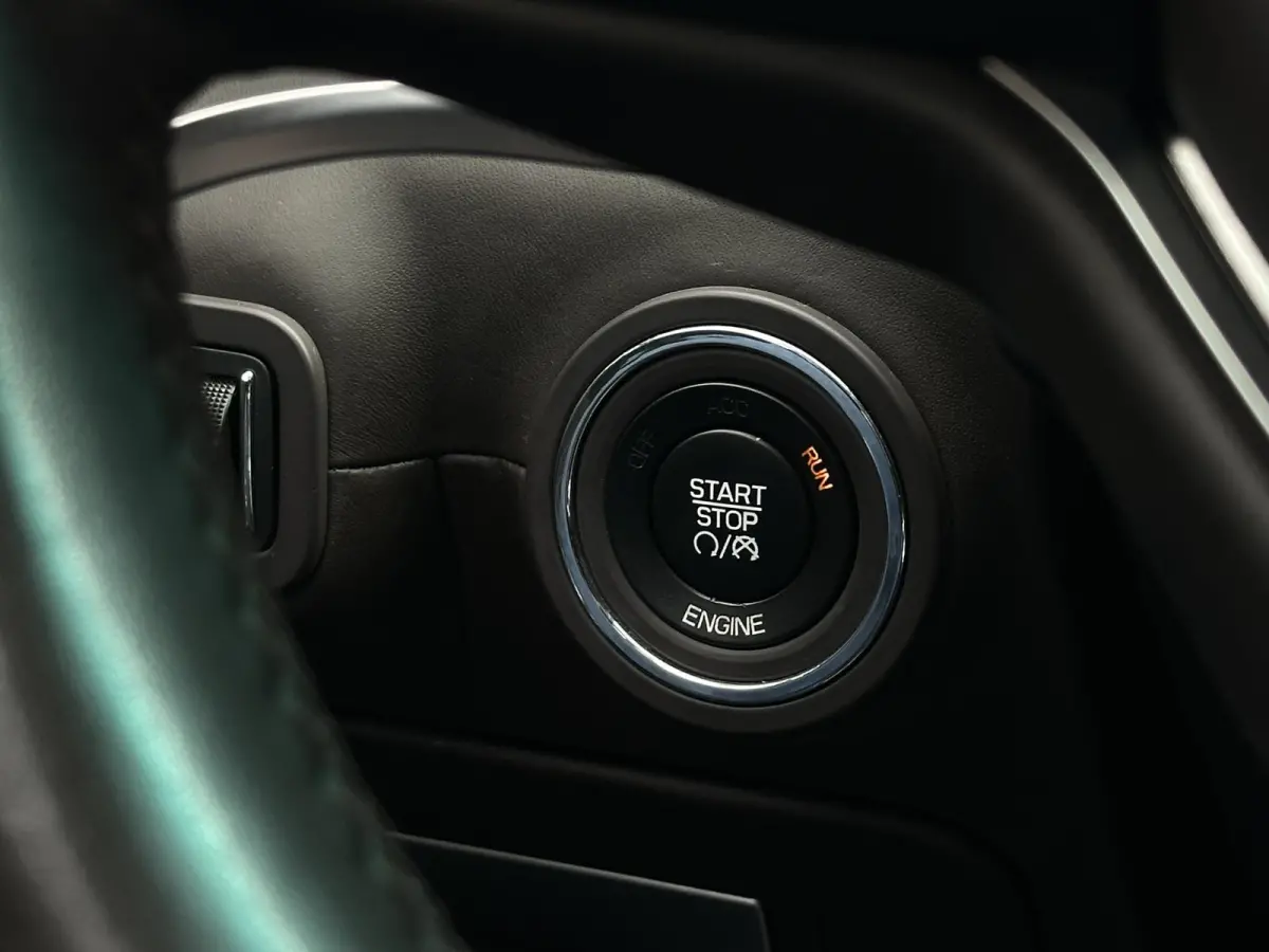 3.0 V6 D Leer Navi 20”