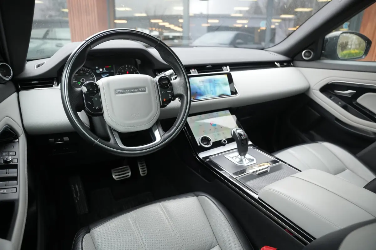 2.0 P200 AWD R-Dynamic S Open Panoramadak Meridian Matrix LED Leer