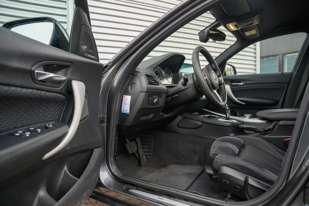 125i Edition M Sport Shadow High Executive