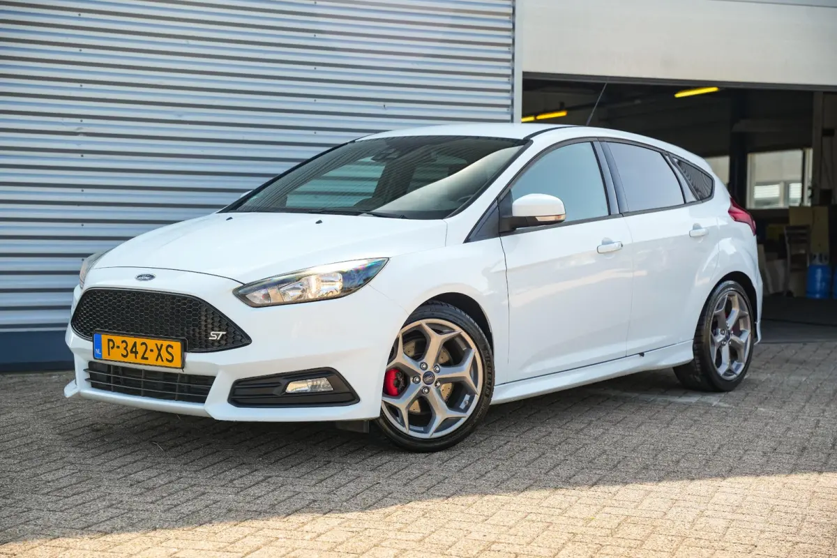 2.0 ST-3 250 pk Keyless Stuurverw. Cruise Clima 18''LM