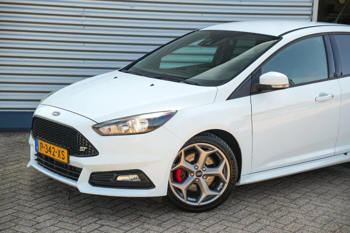 2.0 ST-3 250 pk Keyless Stuurverw. Cruise Clima 18''LM