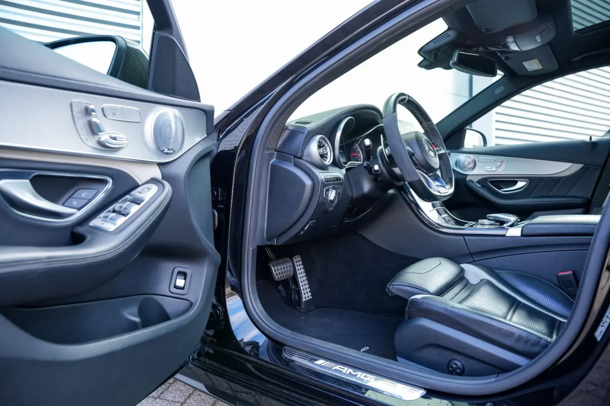 AMG 63 S Burmester Panodak Keramisch Brabus Memory HUD Keyless