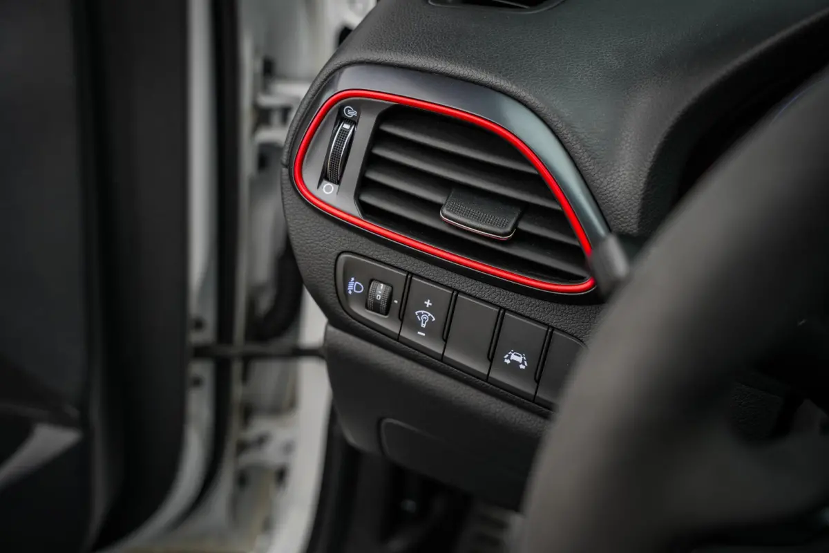 2.0 T-GDI N1 Panodak Pops And Bangs Navigatie Camera Stoelverw. Alcantara Keyless Stoel Stuurverw.