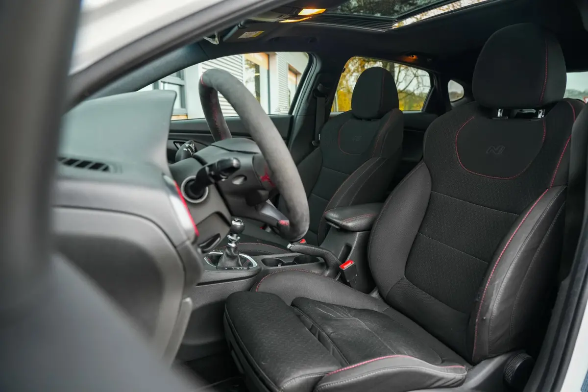 2.0 T-GDI N1 Panodak Pops And Bangs Navigatie Camera Stoelverw. Alcantara Keyless Stoel Stuurverw.