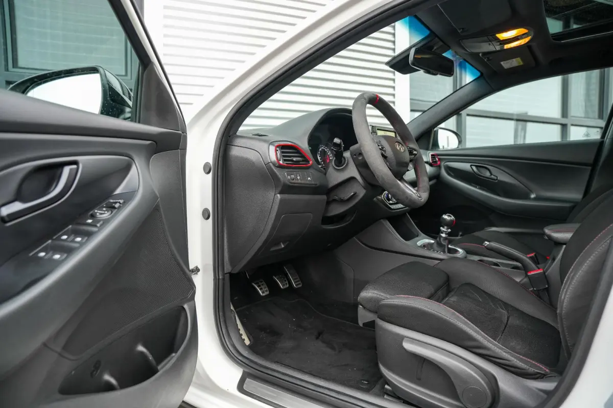 2.0 T-GDI N1 Panodak Pops And Bangs Navigatie Camera Stoelverw. Alcantara Keyless Stoel Stuurverw.