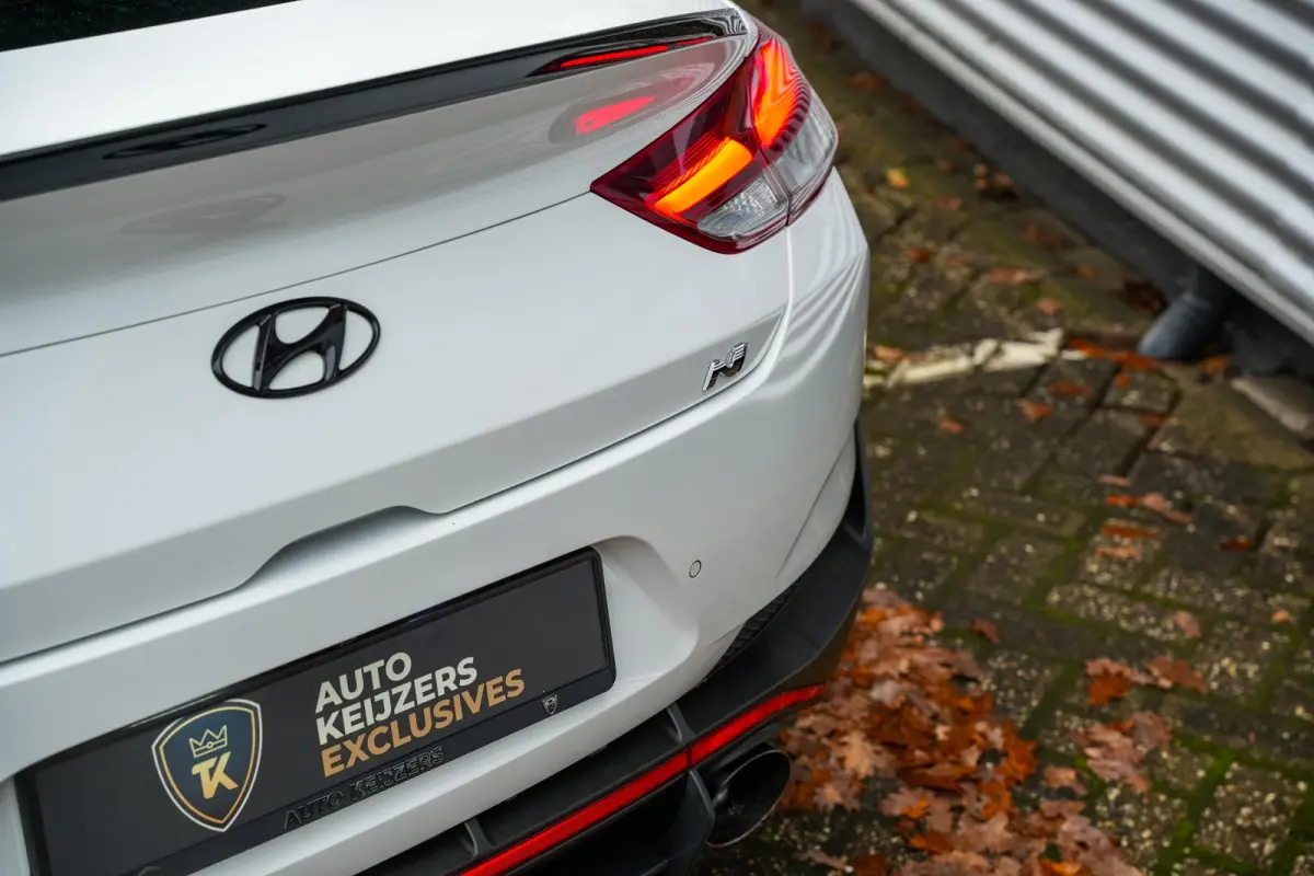 2.0 T-GDI N1 Panodak Pops And Bangs Navigatie Camera Stoelverw. Alcantara Keyless Stoel Stuurverw.