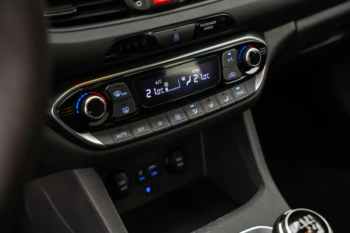 2.0 T-GDI N1 Panodak Pops And Bangs Navigatie Camera Stoelverw. Alcantara Keyless Stoel Stuurverw.