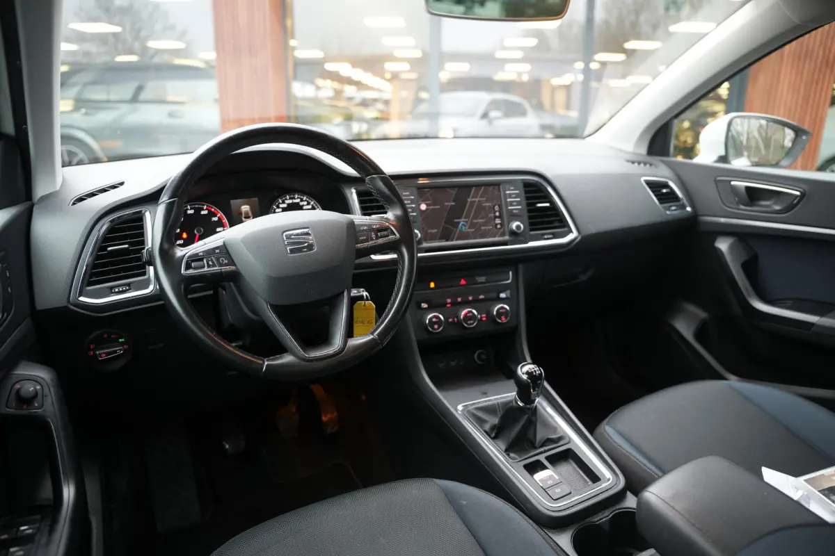 1.4 EcoTSI Style Ecc Navi LMV trekhaak camera cruise CarPlay
