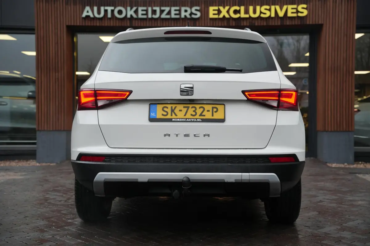 1.4 EcoTSI Style Ecc Navi LMV trekhaak camera cruise CarPlay