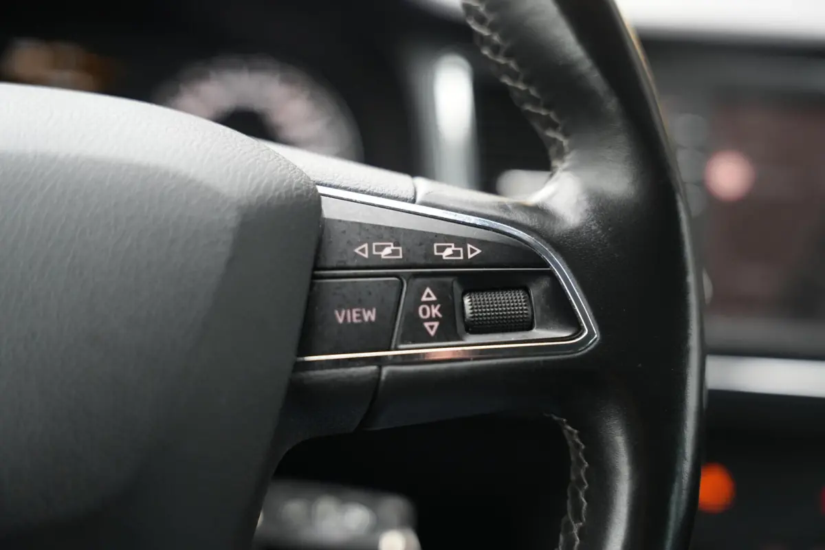 1.4 EcoTSI Style Ecc Navi LMV trekhaak camera cruise CarPlay