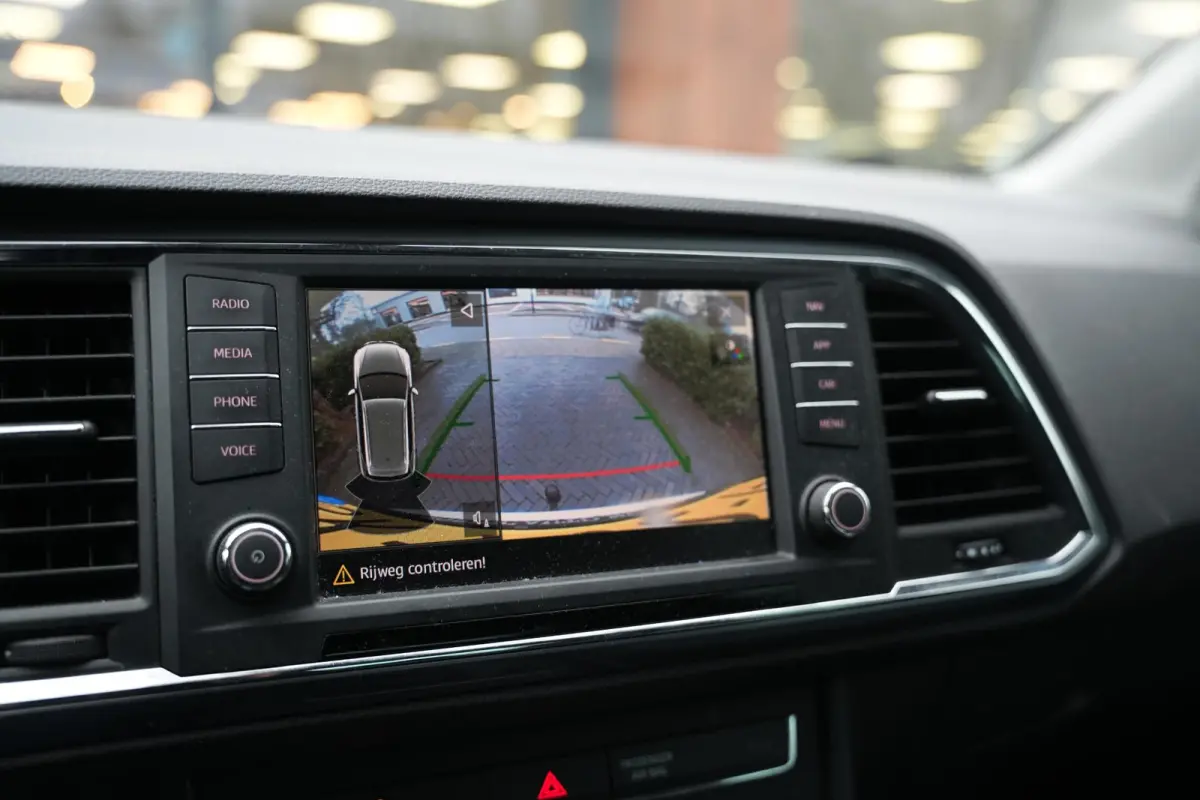 1.4 EcoTSI Style Ecc Navi LMV trekhaak camera cruise CarPlay