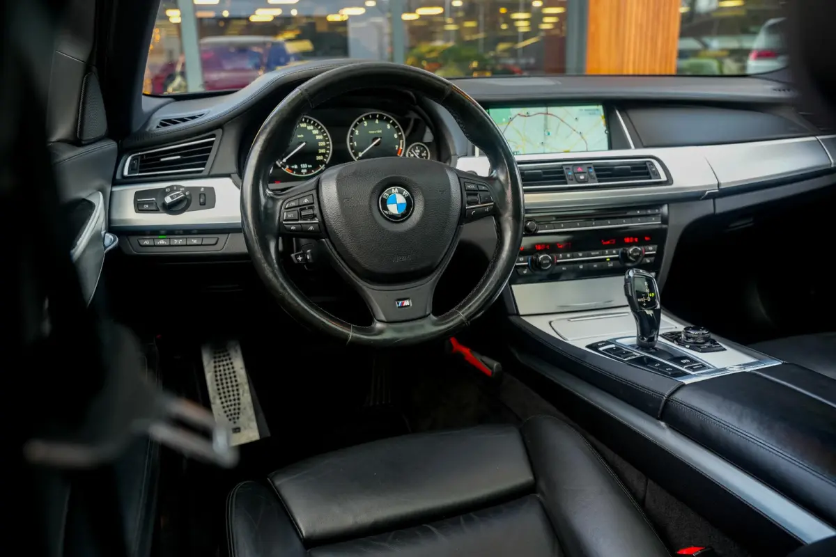 740i ActiveHybrid High Executive M Pakket Panodak Memory 360 Camera Dode Hoek Stoelverw. Leer