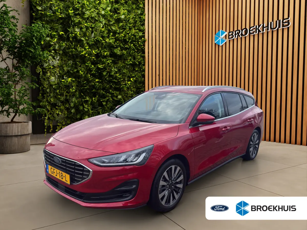 1.0 EcoBoost Hybrid Titanium X | Adapt. Cruise | B&O | AGR-stoel | Stoel-stuurverw. | Blis | Draadloos Apple Carplay