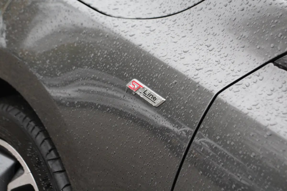 1.0 EcoBoost Hybrid ST Line X | VOL! | PANO DAK | AGR ZETEL | B&O AUDIO | ADAPTIVE CRUISE | CAMERA | STOEL + STUURVERWARMING
