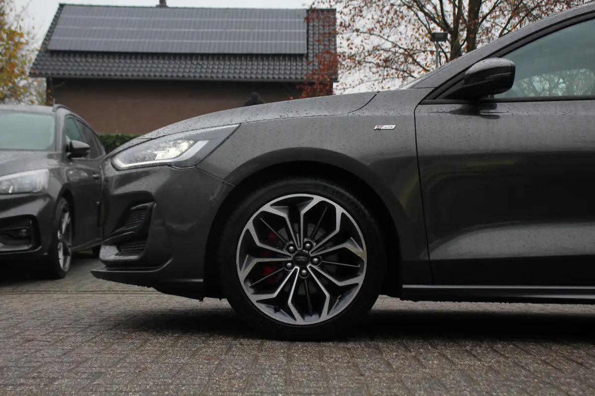 1.0 EcoBoost Hybrid ST Line X | VOL! | PANO DAK | AGR ZETEL | B&O AUDIO | ADAPTIVE CRUISE | CAMERA | STOEL + STUURVERWARMING