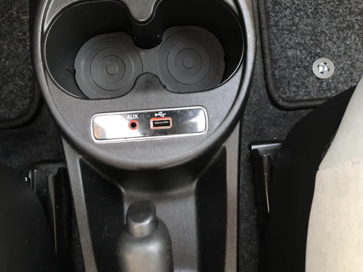 TwinAir Turbo Young AIRCO|BLUETOOTH|15"|CRUISE CONTROL
