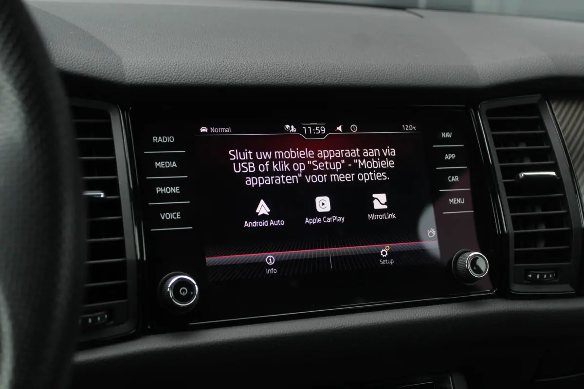 2.0 TSI 4x4 Sportline Business | Panoramadak | Trekhaak | stuur en stoelverwarming | Bomvol
