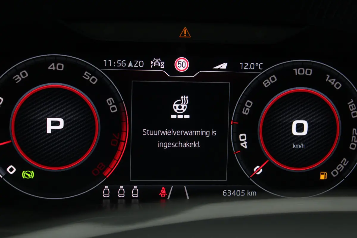 2.0 TSI 4x4 Sportline Business | Panoramadak | Trekhaak | stuur en stoelverwarming | Bomvol