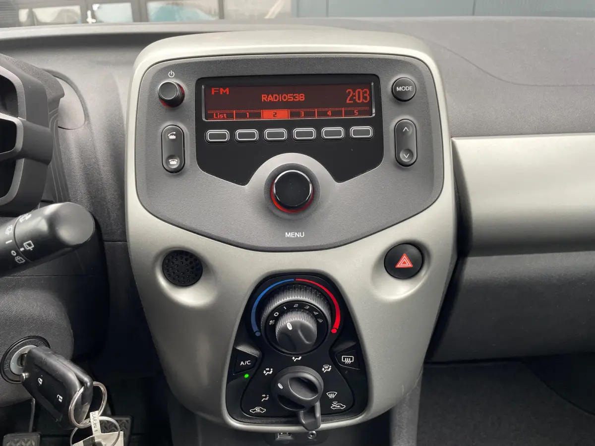 1.0 e-VTi Active NL.Auto/Airco/Bluetooth/Elc.Pakket/5Deurs/1Ste Eigenaar/Dealer Onderhouden