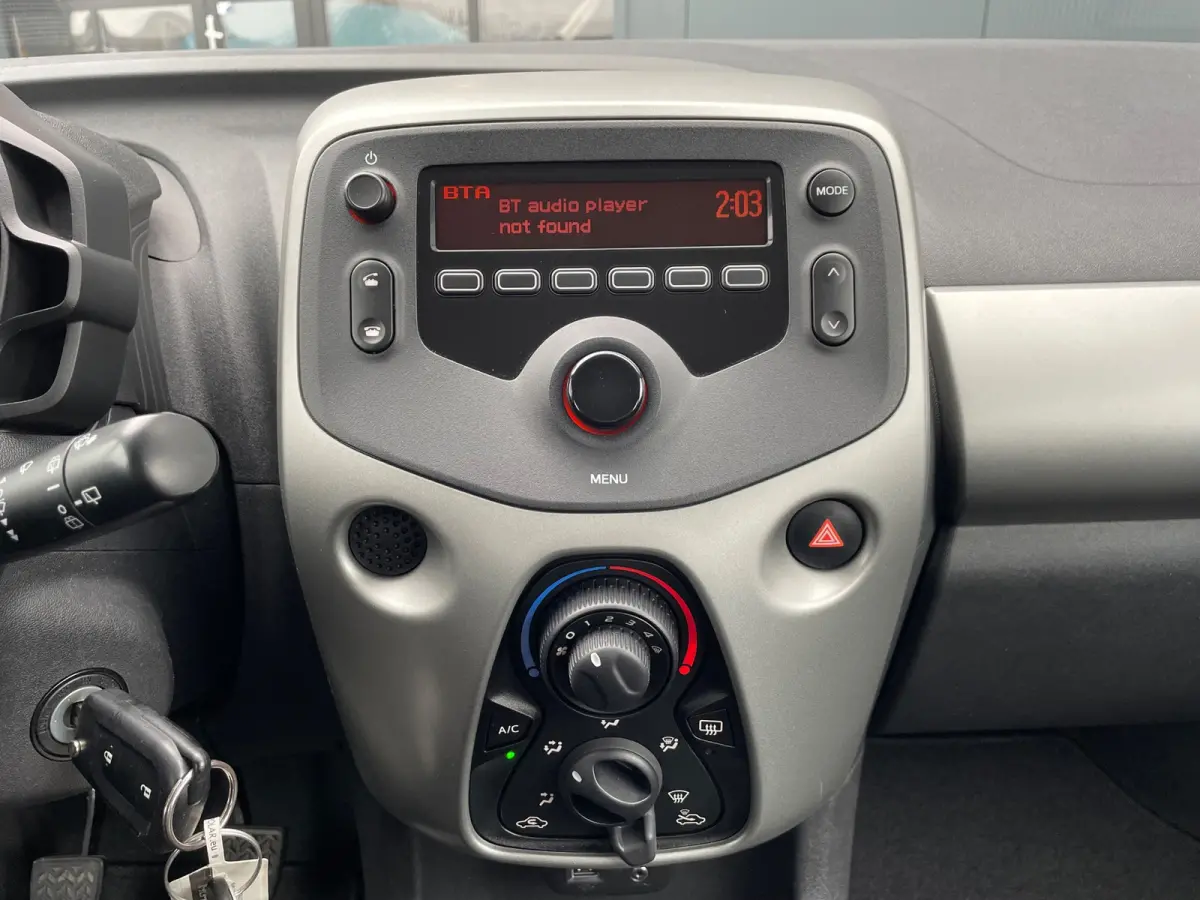 1.0 e-VTi Active NL.Auto/Airco/Bluetooth/Elc.Pakket/5Deurs/1Ste Eigenaar/Dealer Onderhouden