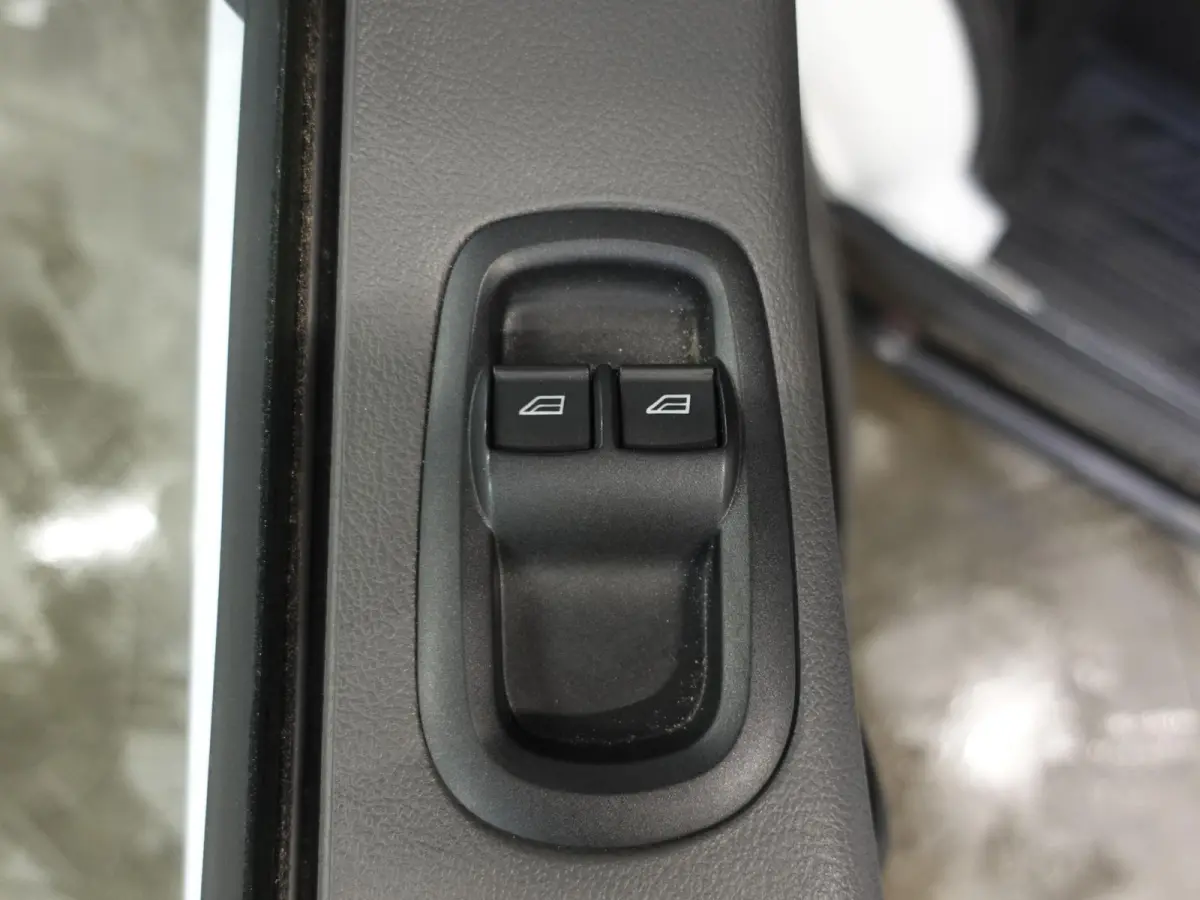 330 2.0 TDCI L3H2 Trend Automaat Airco Trekhaak Cruise Control
