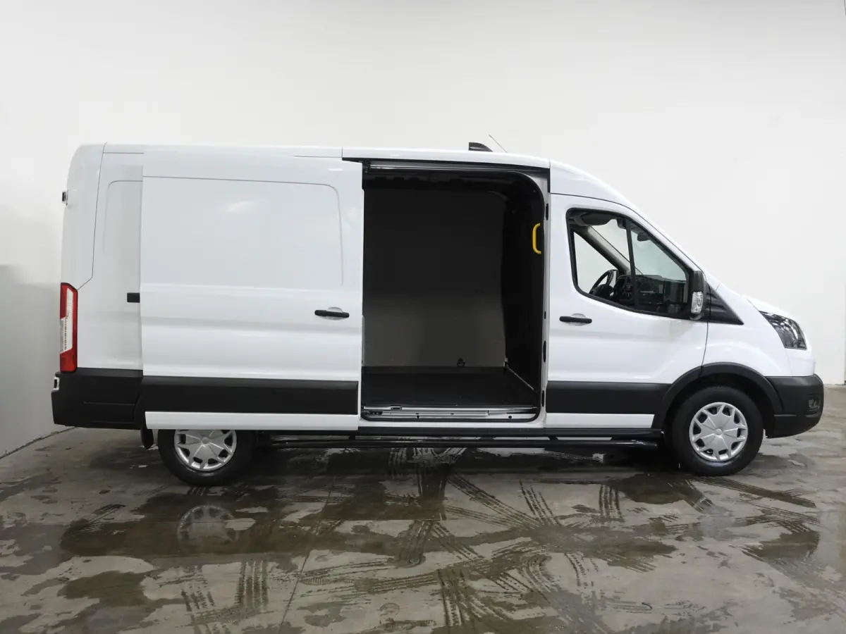 330 2.0 TDCI L3H2 Trend Automaat Airco Trekhaak Cruise Control