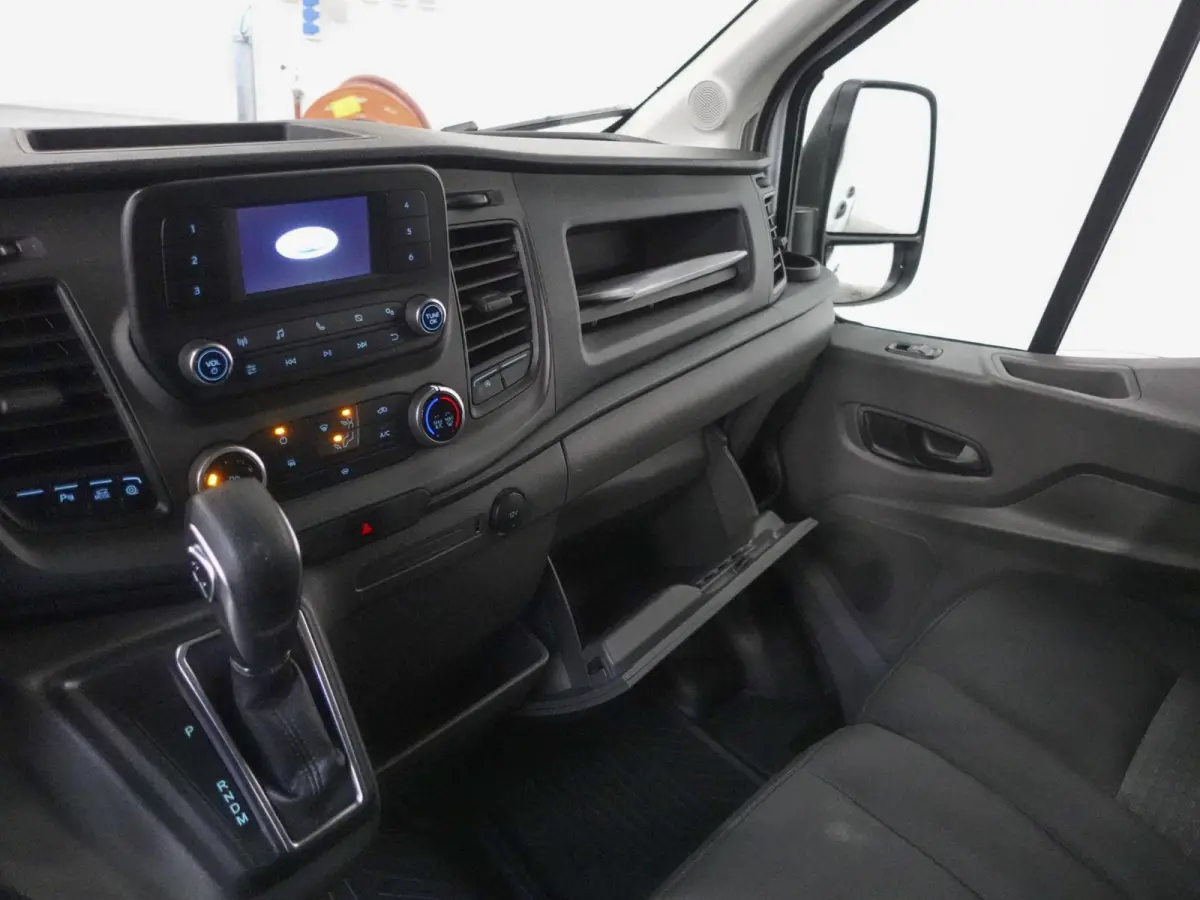 330 2.0 TDCI L3H2 Trend Automaat Airco Trekhaak Cruise Control