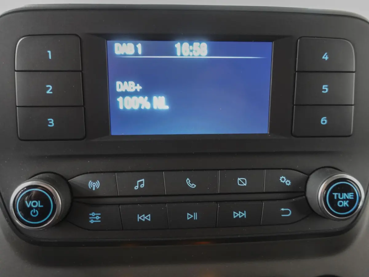 330 2.0 TDCI L3H2 Trend Automaat Airco Trekhaak Cruise Control
