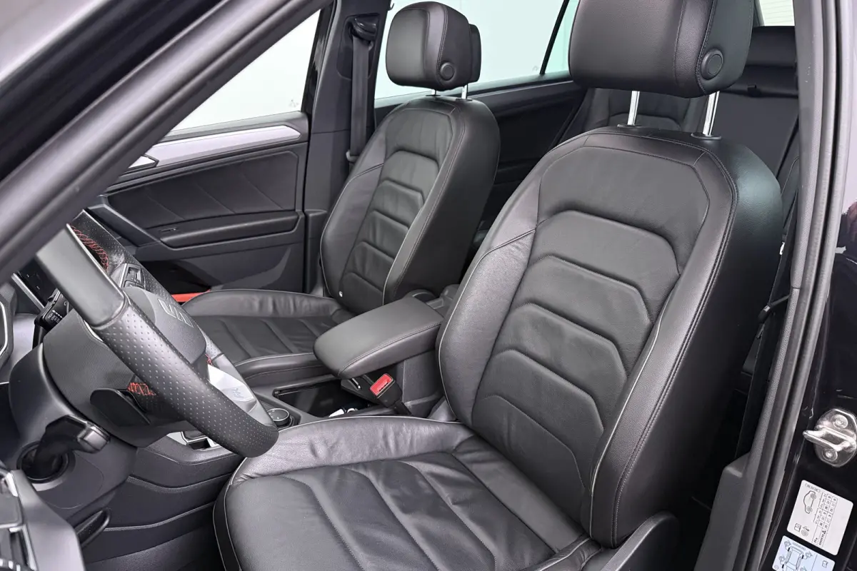 1.4 TSI PHEV FR-Sport Pano-dak Leder Elek.Trekhaak Dodehoek Camera