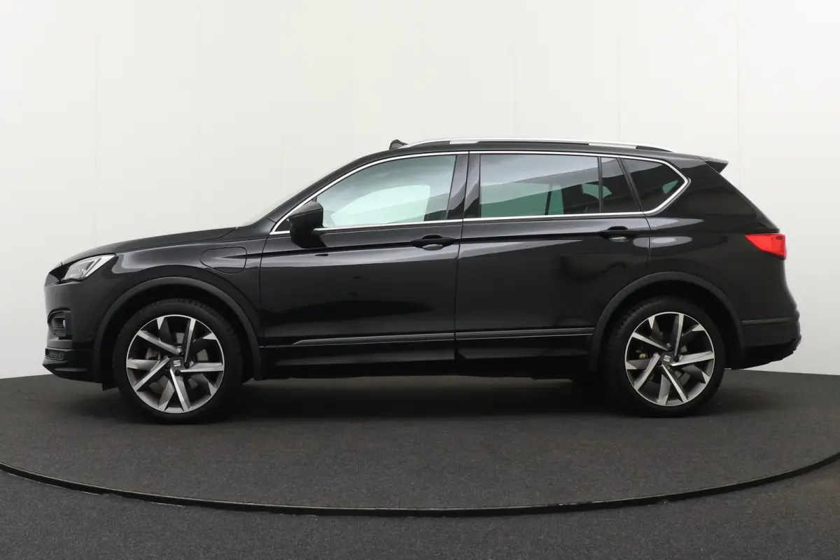 1.4 TSI PHEV FR-Sport Pano-dak Leder Elek.Trekhaak Dodehoek Camera