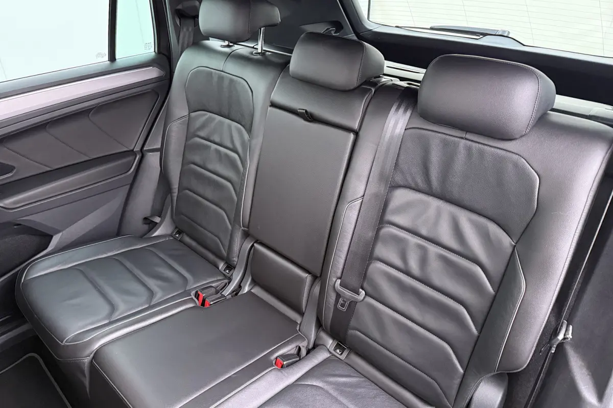 1.4 TSI PHEV FR-Sport Pano-dak Leder Elek.Trekhaak Dodehoek Camera
