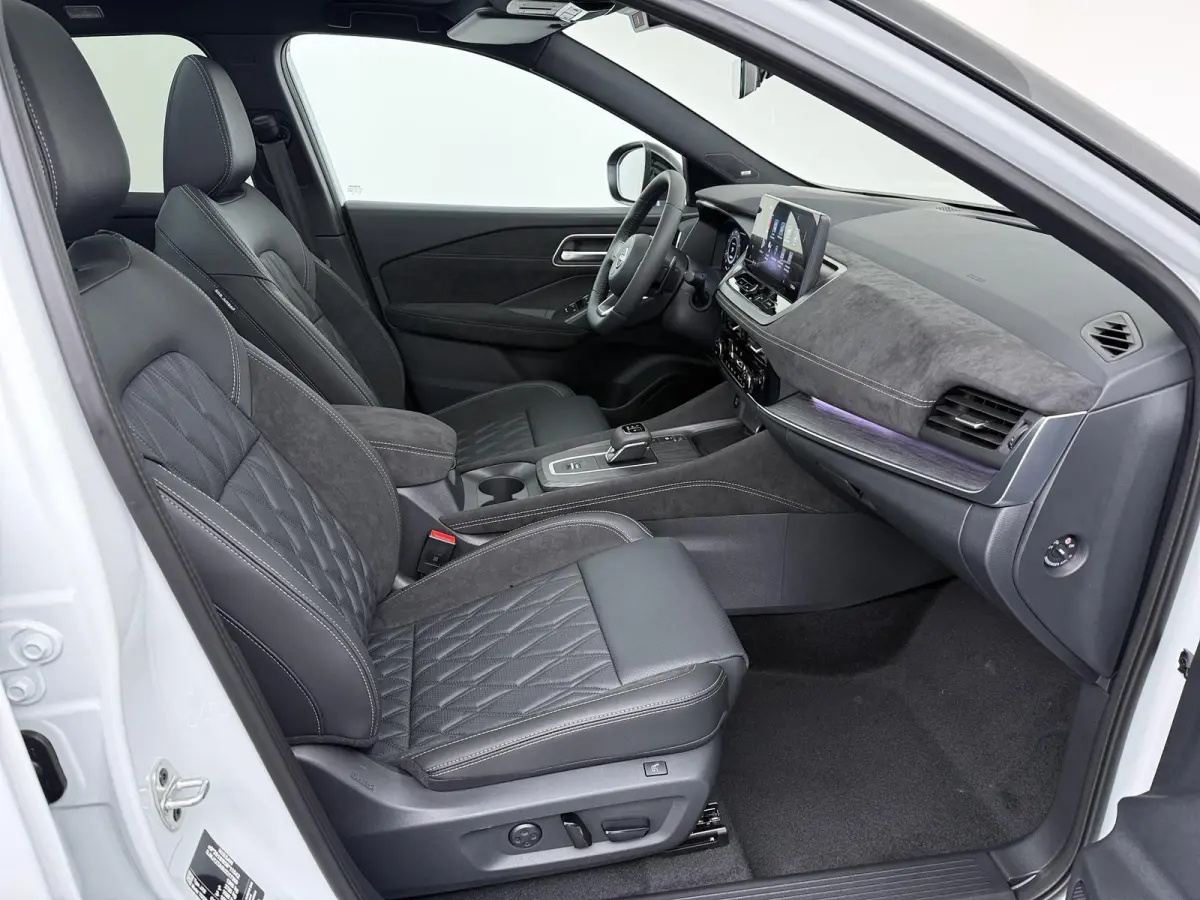 1.3 MHEV Xtronic Tekna Plus Pro-Pilot | Google | 1800kg Geremd